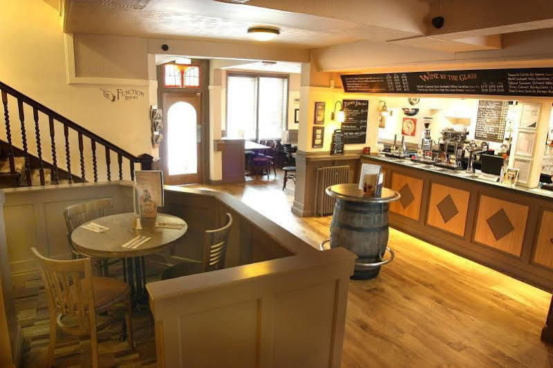 Hotel The Horse & Farrier Otley  Esterno foto